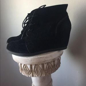 So cute with leggings or shorts